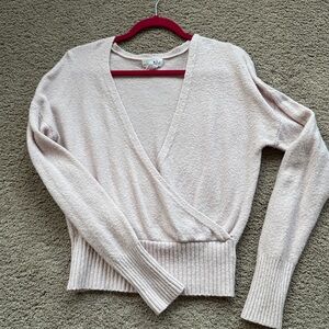 Light pink sweater size medium